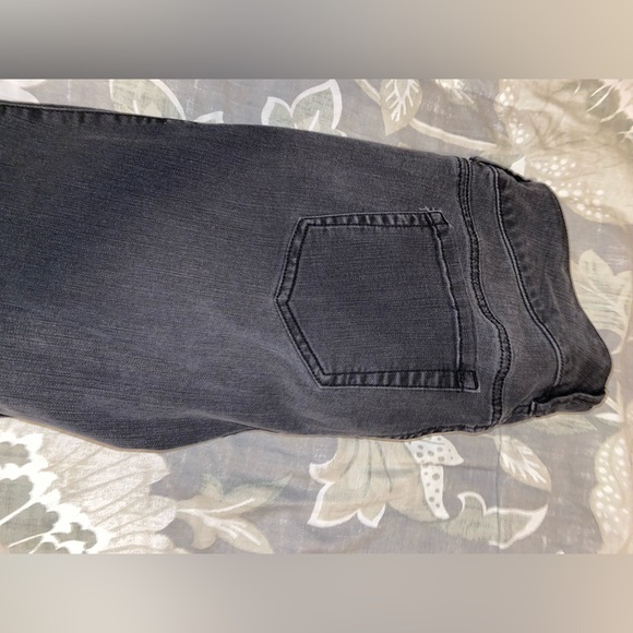 Torrid skinny jeans - Picture 2 of 4